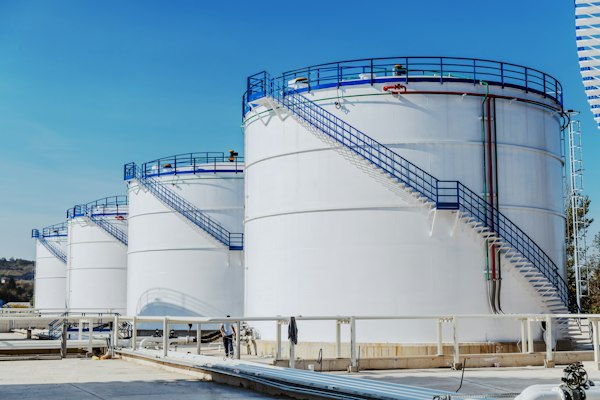 Refined Petroleum & Fuels (Industrial Storage Tanks)